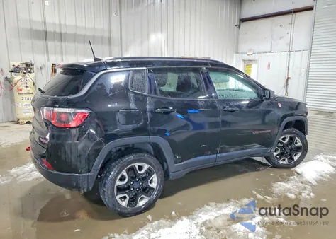 2017 Jeep Compass Trailhawk z USA, uszkodzony, nr VIN 3C4NJDDB4HT624744